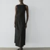 Langes, fließendes Leinen-Mischung-Kleid Langes, fließendes Leinen-Mischung-Kleid
