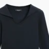 Langärmliges Poloshirt aus Strick mit V-Ausschnitt Langärmliges Poloshirt aus Strick mit V-Ausschnitt