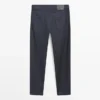 Leichte Slim-Fit-Jeans mit Waschung