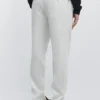 Leinenhose mit konischer Passform Leinenhose mit konischer Passform