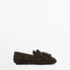 Loafer aus Spaltveloursleder mit Fransen und Quasten Loafer aus Spaltveloursleder mit Fransen und Quasten