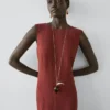 Midi-Kleid aus 100 % Leinen Midi-Kleid aus 100 % Leinen