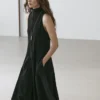 Midi-Kleid mit Neckholder und Bindedetail