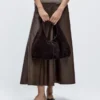 Mittlere Damenhandtasche aus Spaltleder Mittlere Damenhandtasche aus Spaltleder