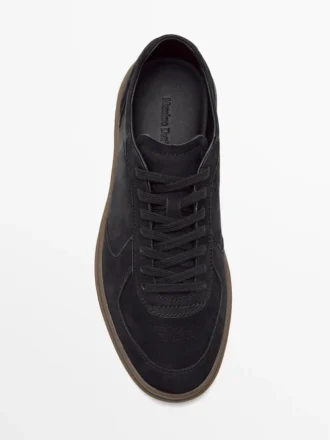 Nubuk-Sneaker mit Kontrastsohle
