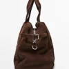 Reisetasche aus Wildleder Reisetasche aus Wildleder