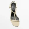 Riemchensandalen mit mittlerem Absatz Riemchensandalen mit mittlerem Absatz