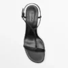 Riemchensandalen mit mittlerem Absatz Riemchensandalen mit mittlerem Absatz