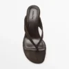 Sandalen mit Keilabsatz aus Spaltleder