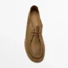 Schnürschuhe aus weichem Leder