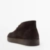 Schuhe im Mokassin-Stil Schuhe im Mokassin-Stil