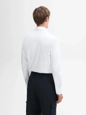 Slim-Fit-Hemd aus 100 % Baumwolle