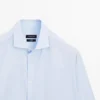 Slim-Fit-Hemd aus 100 % Baumwolle Slim-Fit-Hemd aus 100 % Baumwolle