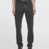 Slim-Fit-Jeans