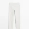 Slim-Fit-Jeans mit mittlerer Leibhöhe und verkürztem Bein Slim-Fit-Jeans mit mittlerer Leibhöhe und verkürztem Bein