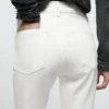 Slim-Fit-Jeans mit mittlerer Leibhöhe und verkürztem Bein Slim-Fit-Jeans mit mittlerer Leibhöhe und verkürztem Bein