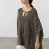 Strickcape aus Baumwollmischung Strickcape aus Baumwollmischung