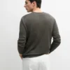 Strickpullover aus Leinen mit Rundhalsausschnitt Strickpullover aus Leinen mit Rundhalsausschnitt