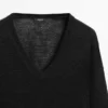 Strickpullover aus Leinen mit V-Ausschnitt
