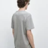 T-Shirts aus 100 % Baumwolle mit kontrastierendem Detail
