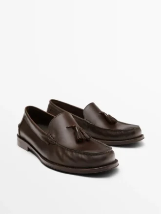 Weiche, geölte Leder-Loafer mit Quasten