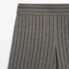 Weit geschnittene Hose mit gestreiften Details