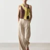 Weit geschnittene Hose mit hoher Taille Weit geschnittene Hose mit hoher Taille