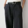 Weit geschnittene Leinen-Hose mit Nadelstreifen
