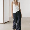 Weit geschnittene Leinen-Hose mit Nadelstreifen