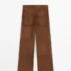 Weite Hose aus Wildleder mit Taschen Weite Hose aus Wildleder mit Taschen