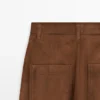 Weite Hose aus Wildleder mit Taschen Weite Hose aus Wildleder mit Taschen